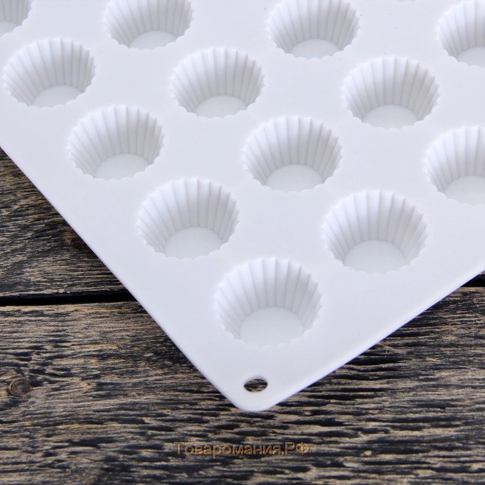 Форма для шоколада «Круг. Риб», силикон, 28×24×2 см, 30 ячеек (d=3,3 см), цвет белый